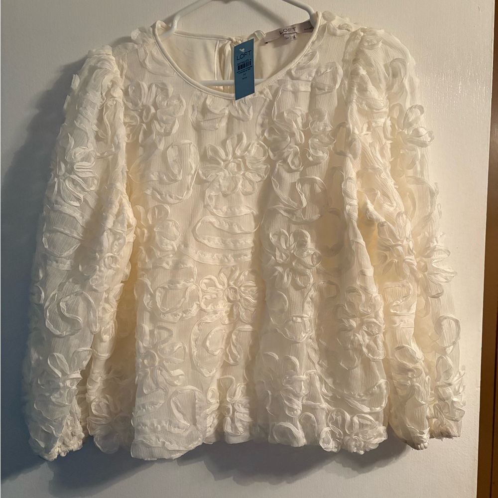 NWT Loft Floral Appliqué Tie Back Blouse